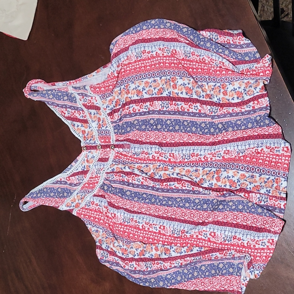 Red white blue floral shirt size 1x from maurices